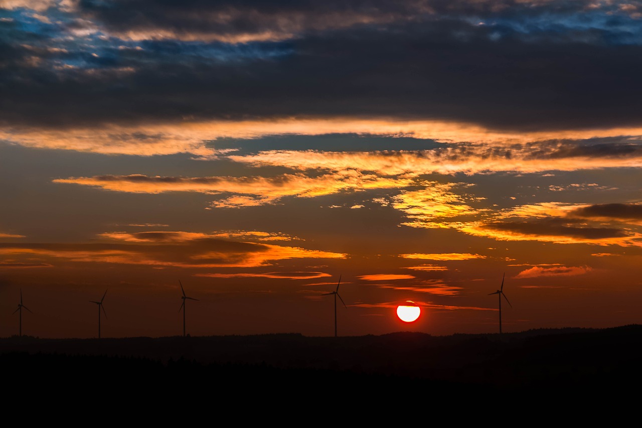 découvrez les avantages des énergies renouvelables, des solutions durables et écologiques pour un avenir plus vert. apprenez comment l'énergie solaire, éolienne et hydraulique peut transformer notre monde tout en réduisant notre empreinte carbone.